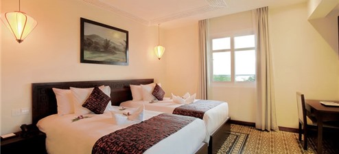 Deluxe hướng phố